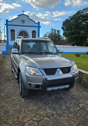 MITSUBISHI PAJERO TR4 2.0 4X4 16V 140CV FLEX 4P AUTOMÁTICO